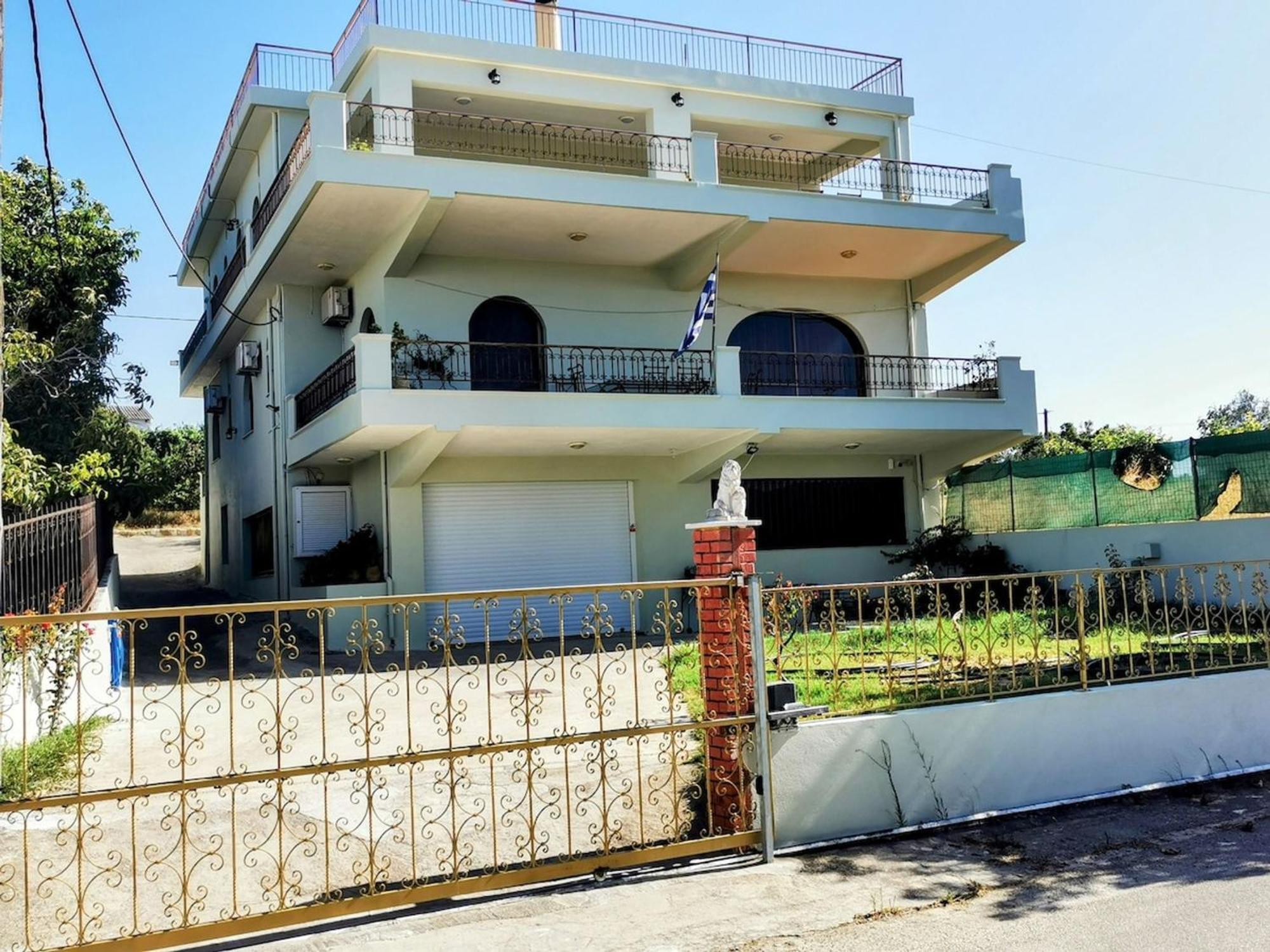 Douranakis House Seaview Chania (Crete)