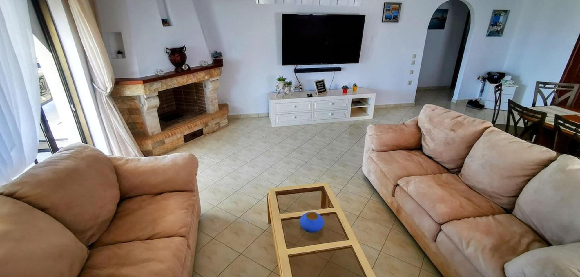 Douranakis House Seaview